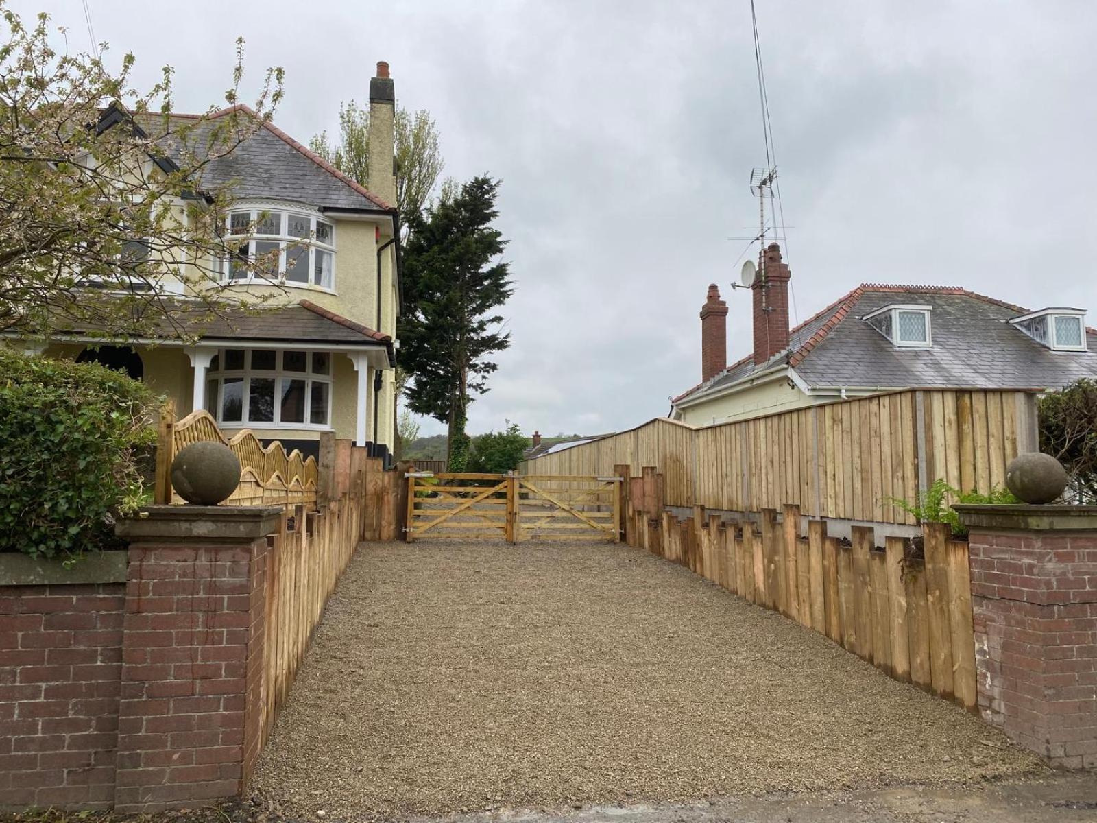 The Old Sea Captain'S House, Aberporth Exterior photo